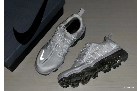 RUN AIR SILVER (W) REFLECT UTILITY AQ8811-100 WHITE VAPORMAX 0726